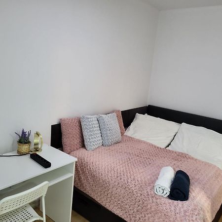 Comfy Guest Apartment Варшава Экстерьер фото